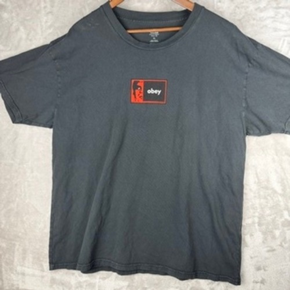 OBEY Mens‎ XL Graphic T Shirt Black Red Face Logo Quality Dissent Since 1989